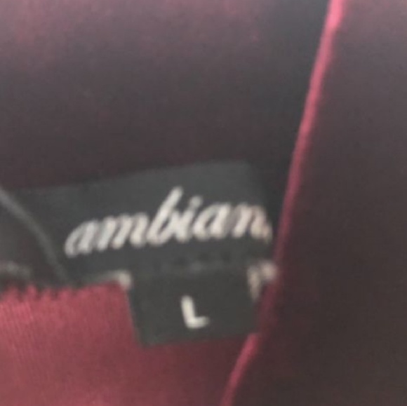 Velvet Choker Shirt - Picture 4 of 6